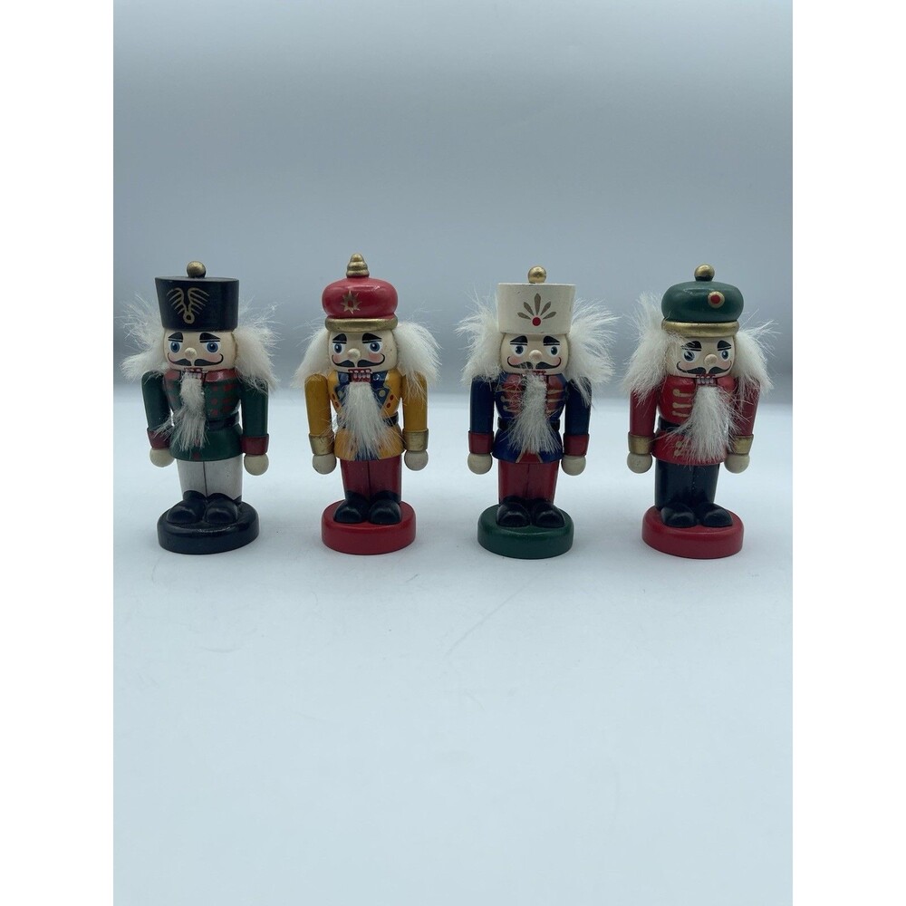 Miniature 4” Wooden Solider Nutcracker Christmas Place Card Holders, Set of 4